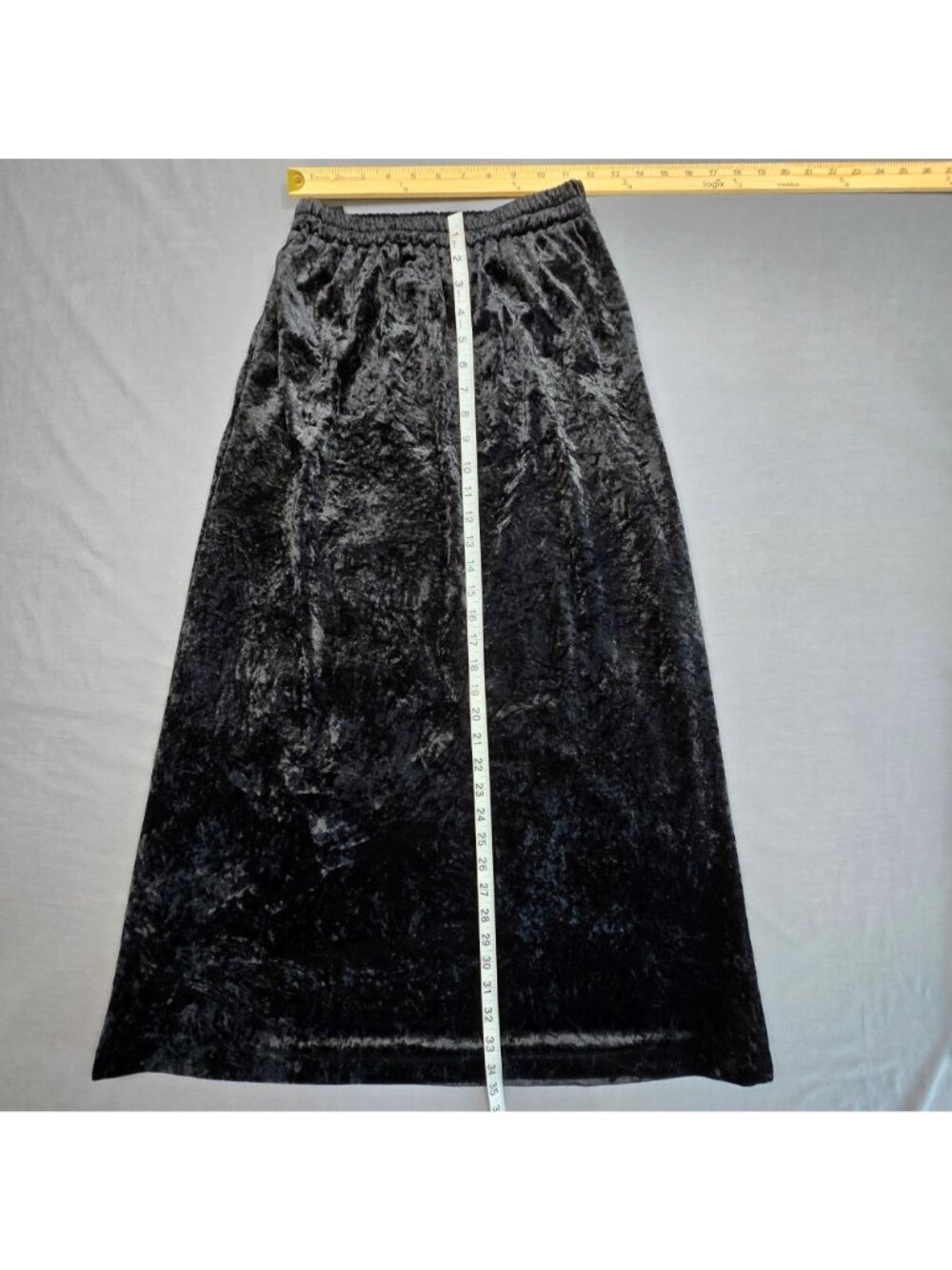 Lolo Womens Sz XS Midi Skirt Black Crushed Velvet Elastic Whimsigoth Fairy Goth - Picture 4 of 4